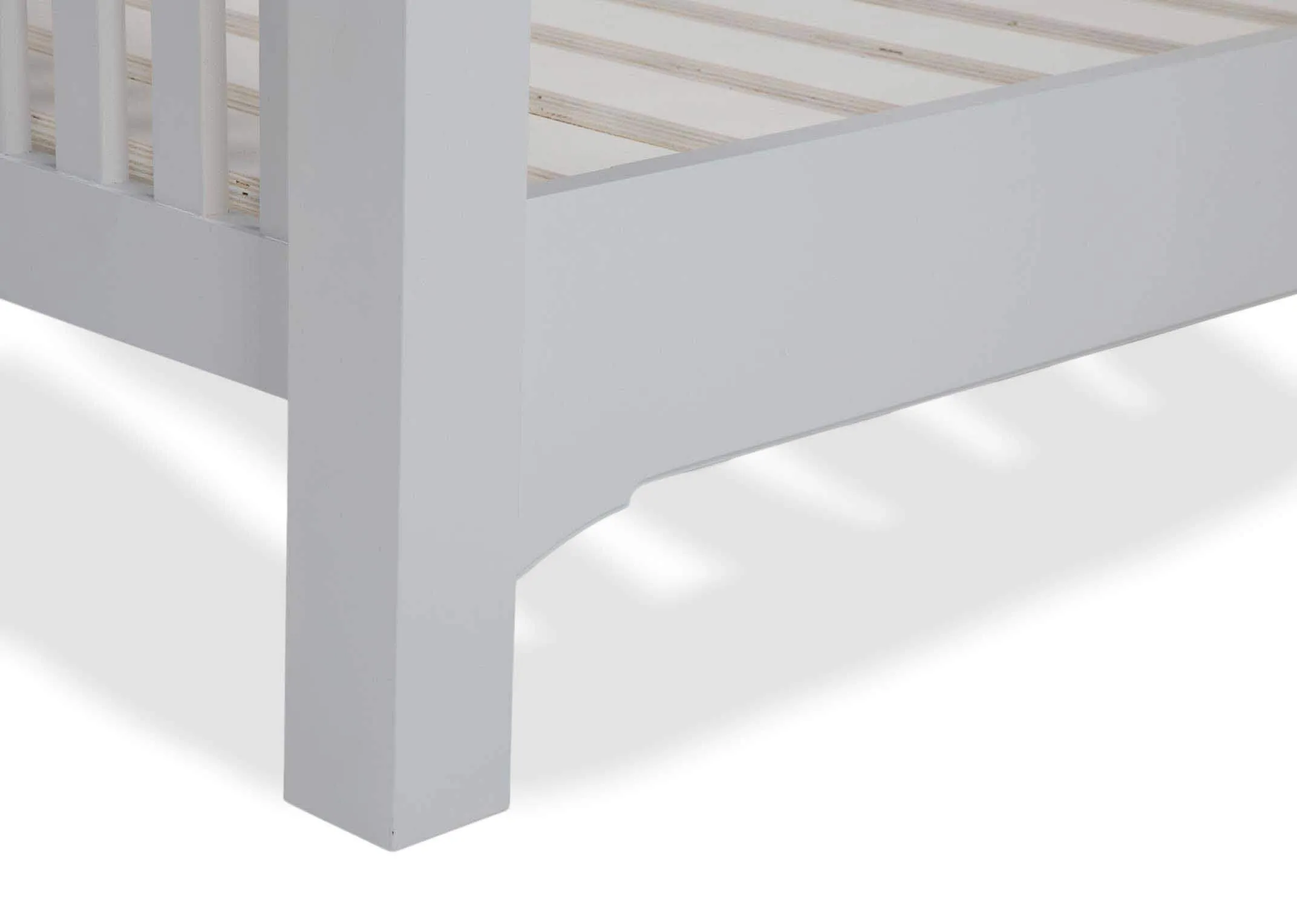 Detailed view of slats of king-size 5 feet grey oak bed frame with light brown ending Georgia