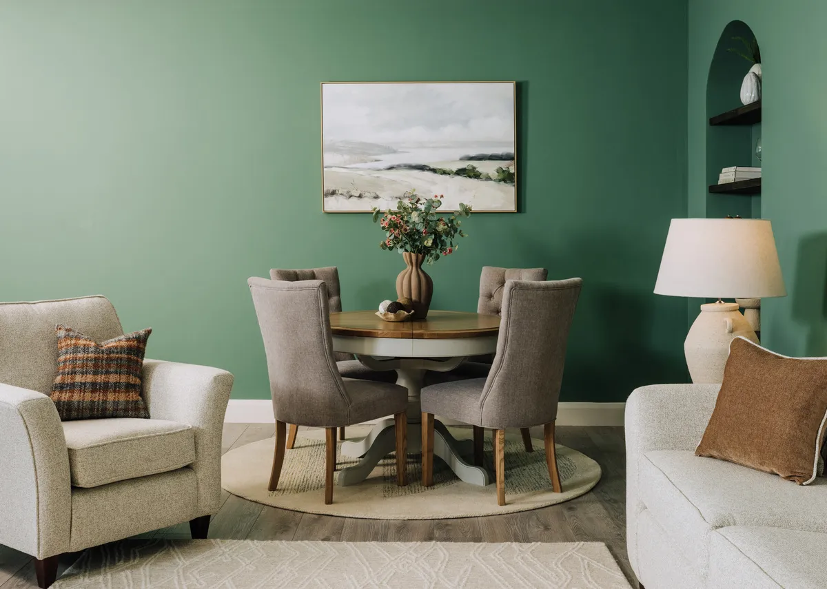 Top corner view of the grey oak extendable Georgia dining table with natural oak top