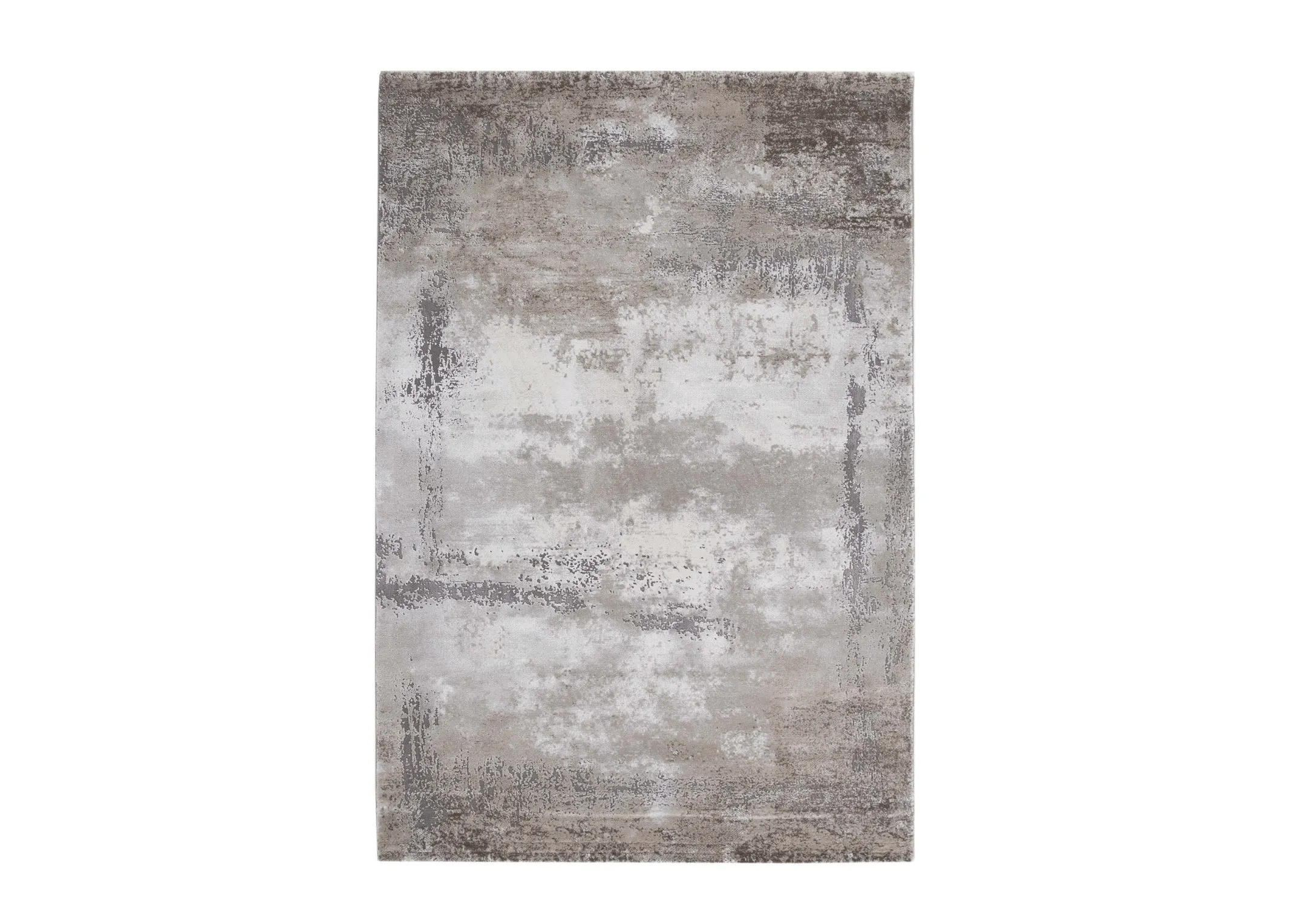 A full view of the medium ombre shading Kylo rug