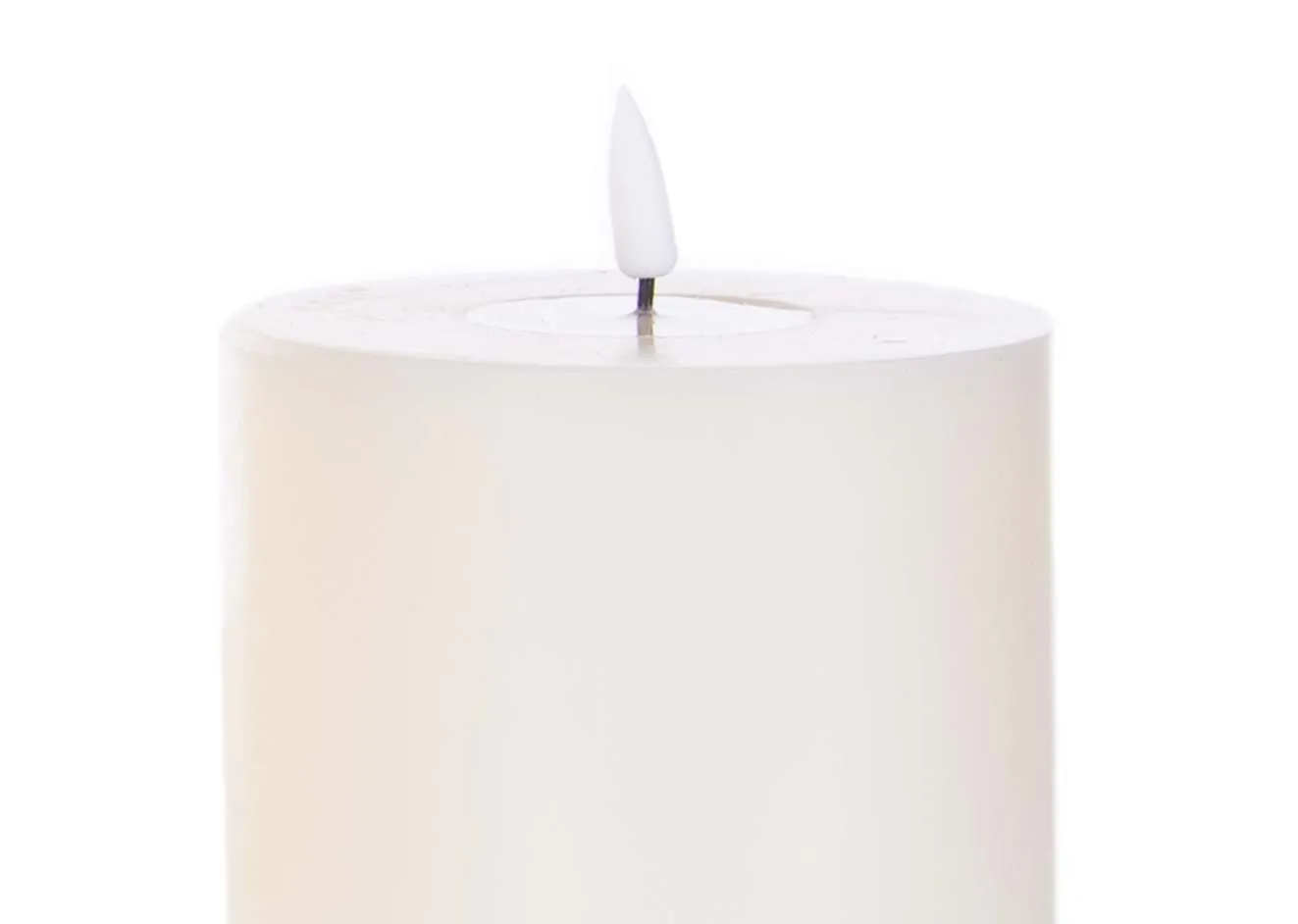 A small led cream candle with lifelike flame from EZ Living Furniture's Deluxe Homeart range. Closeup of flameless tip
