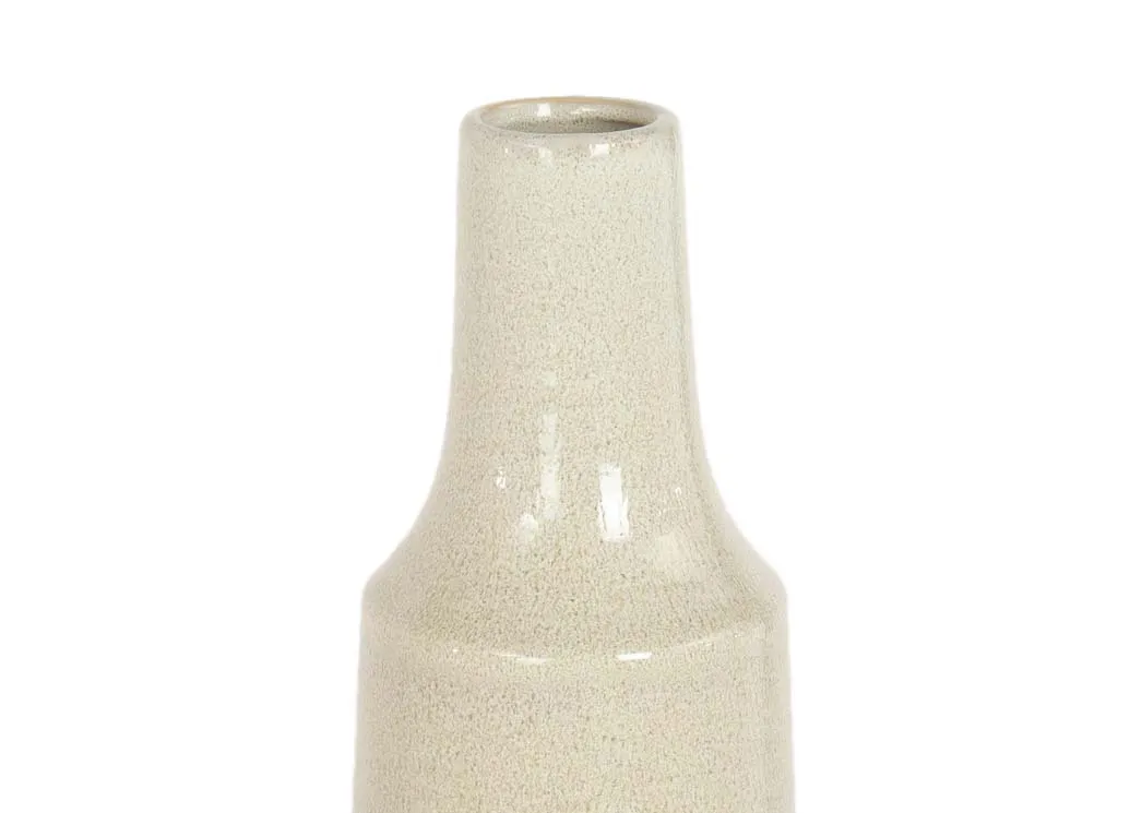 A yellow & cream ombre ceramic vase from EZ Living's Frasca range. Closeup pf cream top
