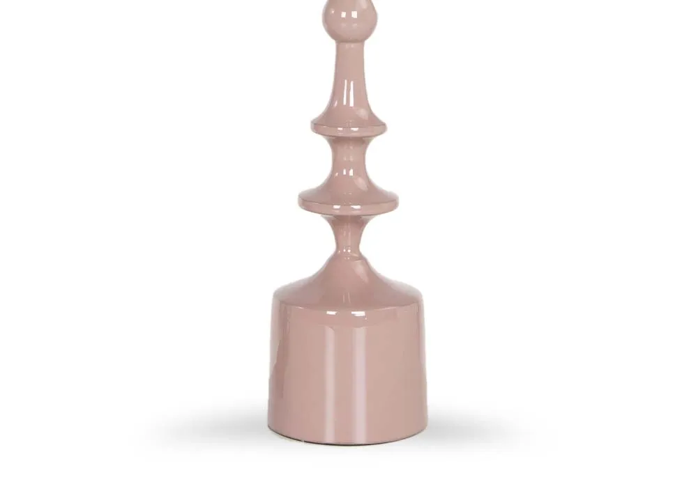 pink & white on the Latina dining table