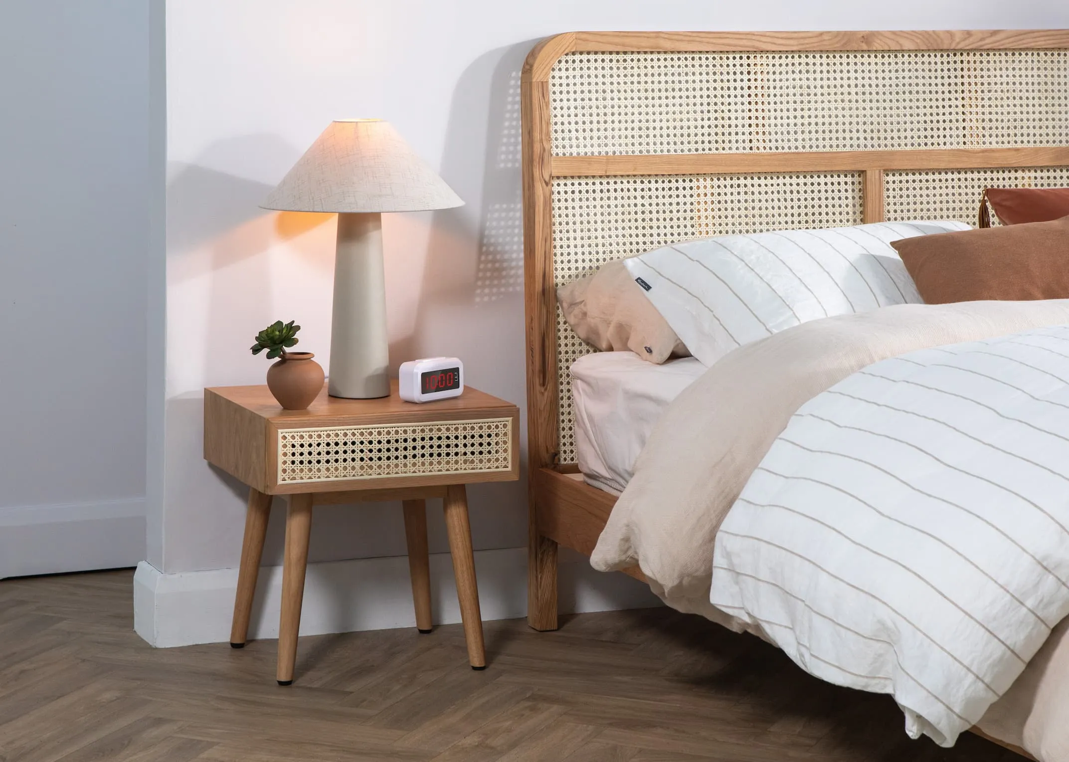 Taupe Table Lamp with Beige Shade - Daisy