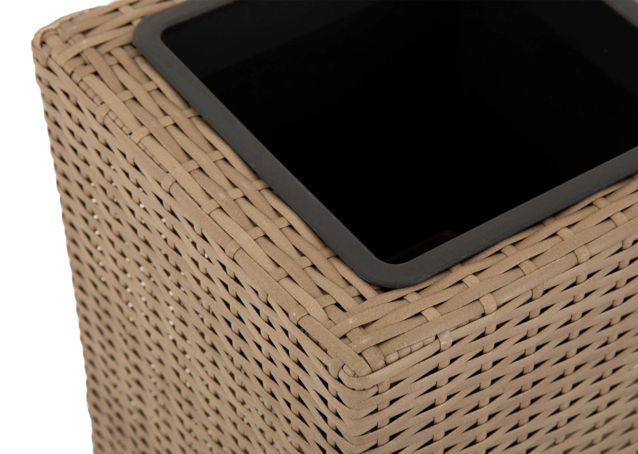 A 3 pot light brown wicker planter from EZ Livings Cadiz range. Closeup of balck square pot insert