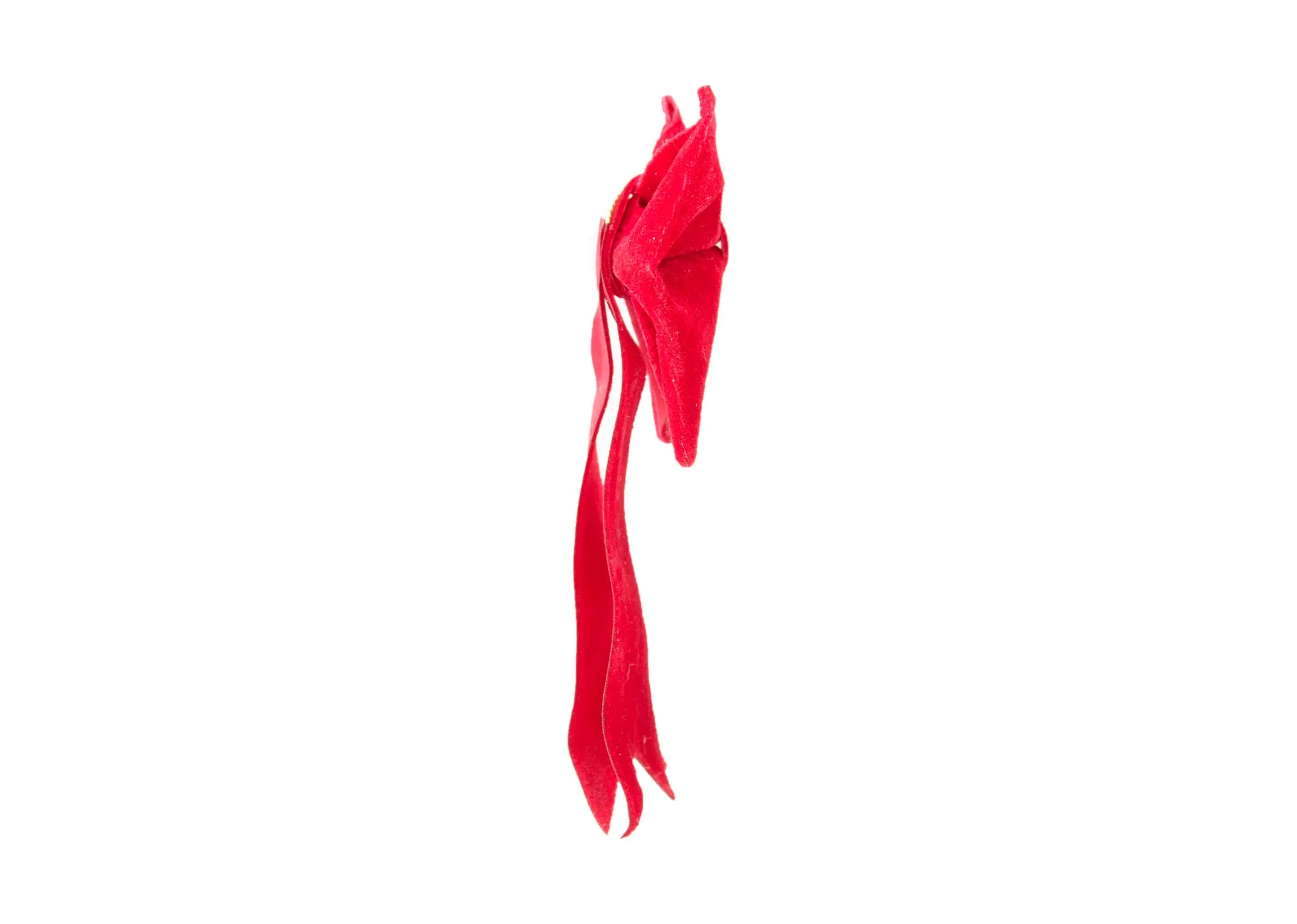 A dimension image of the Red Bow with 20cm x 26cm