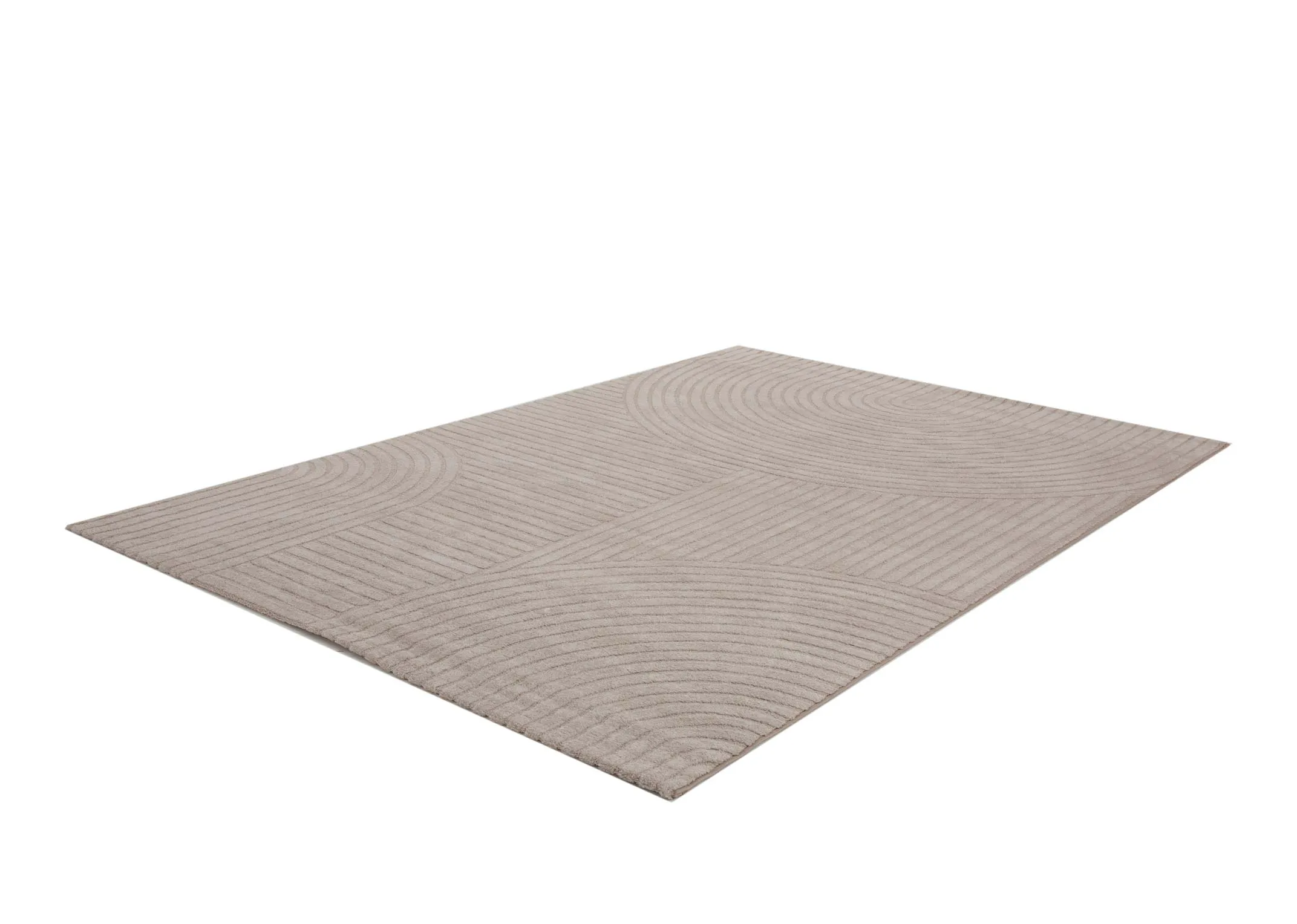 A beige & cream geometric design rug from EZ Livings Elio range. Angled view of short pile