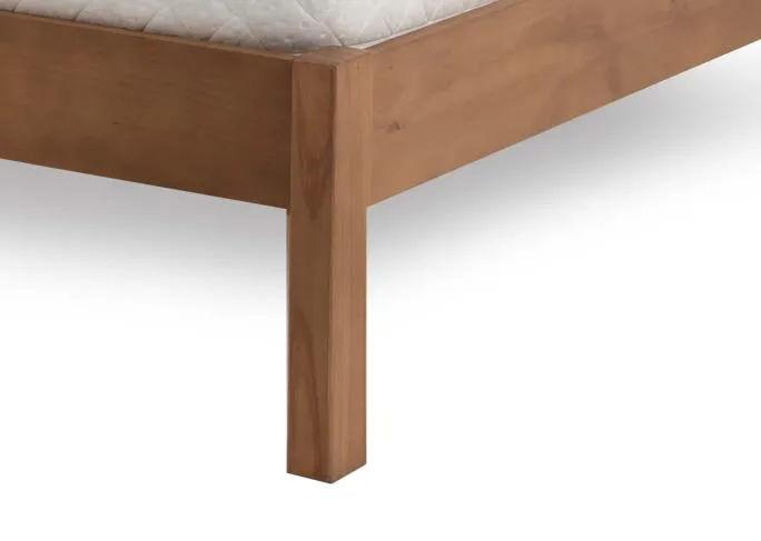 A double 4ft6 rustic bed frame from EZ Livings Atlas range. Closeup of solid wood legs
