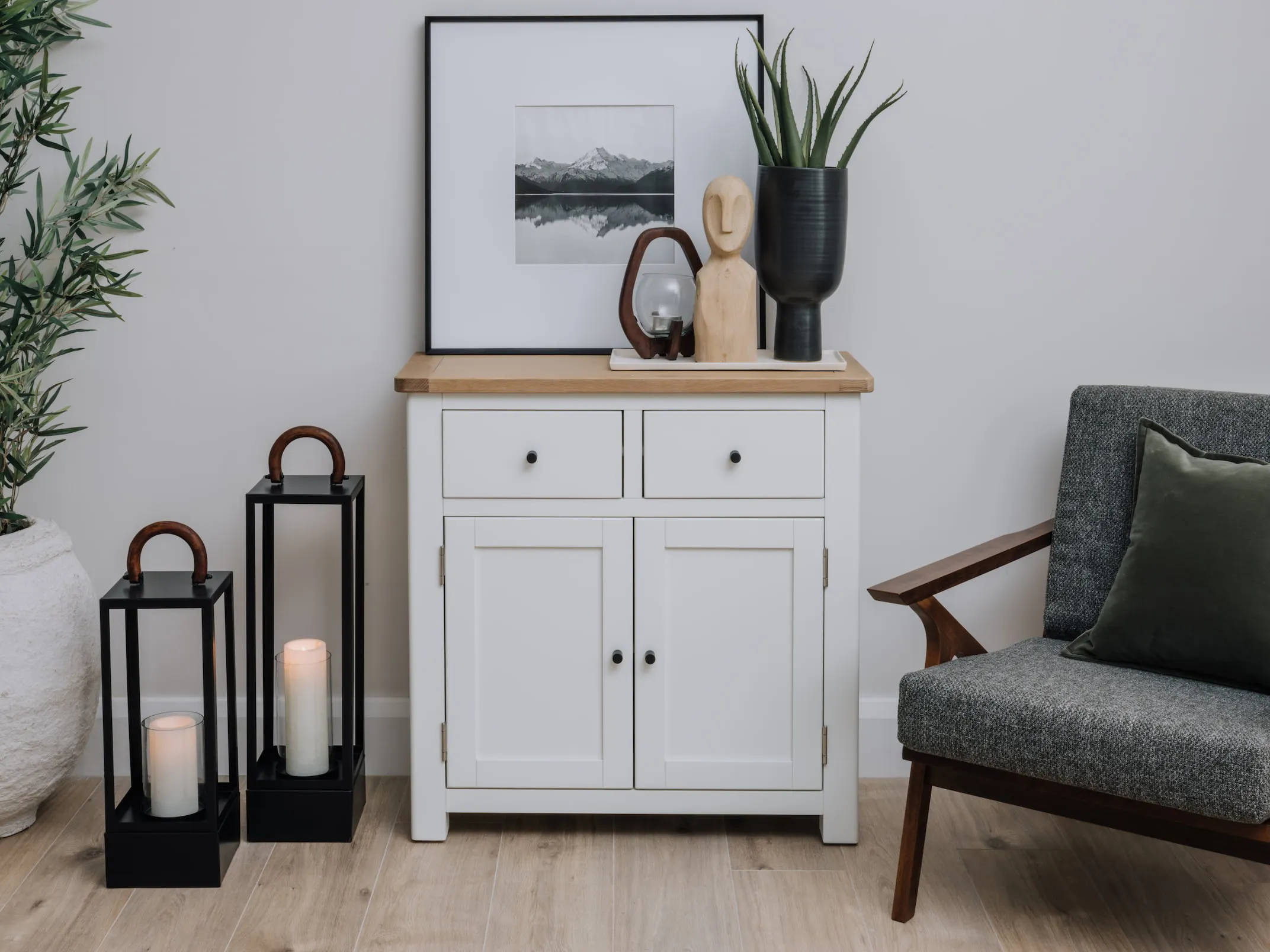 2 Drawer 2 Door White & Oak Sideboard - Barleycove