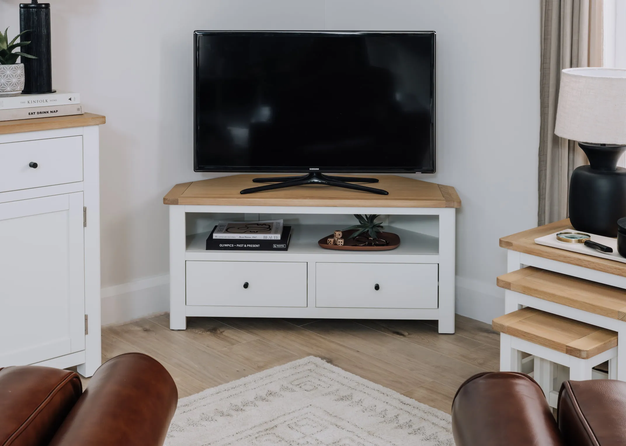 White & Oak TV Unit - Barleycove