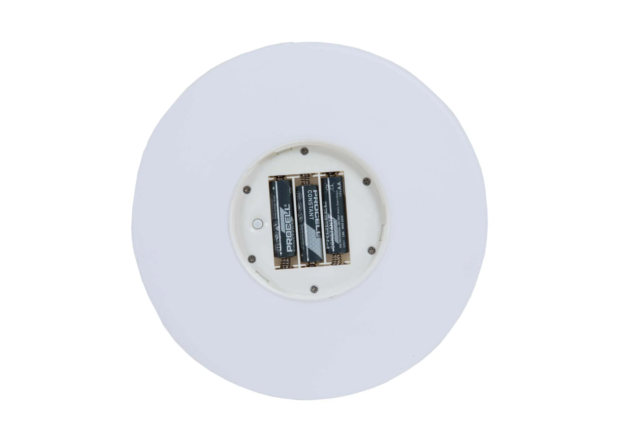 A white LED Outdoor table lamp with handle from EZ Livings Spica Range.Closeup of 3 AAA batteries required for lamp in base