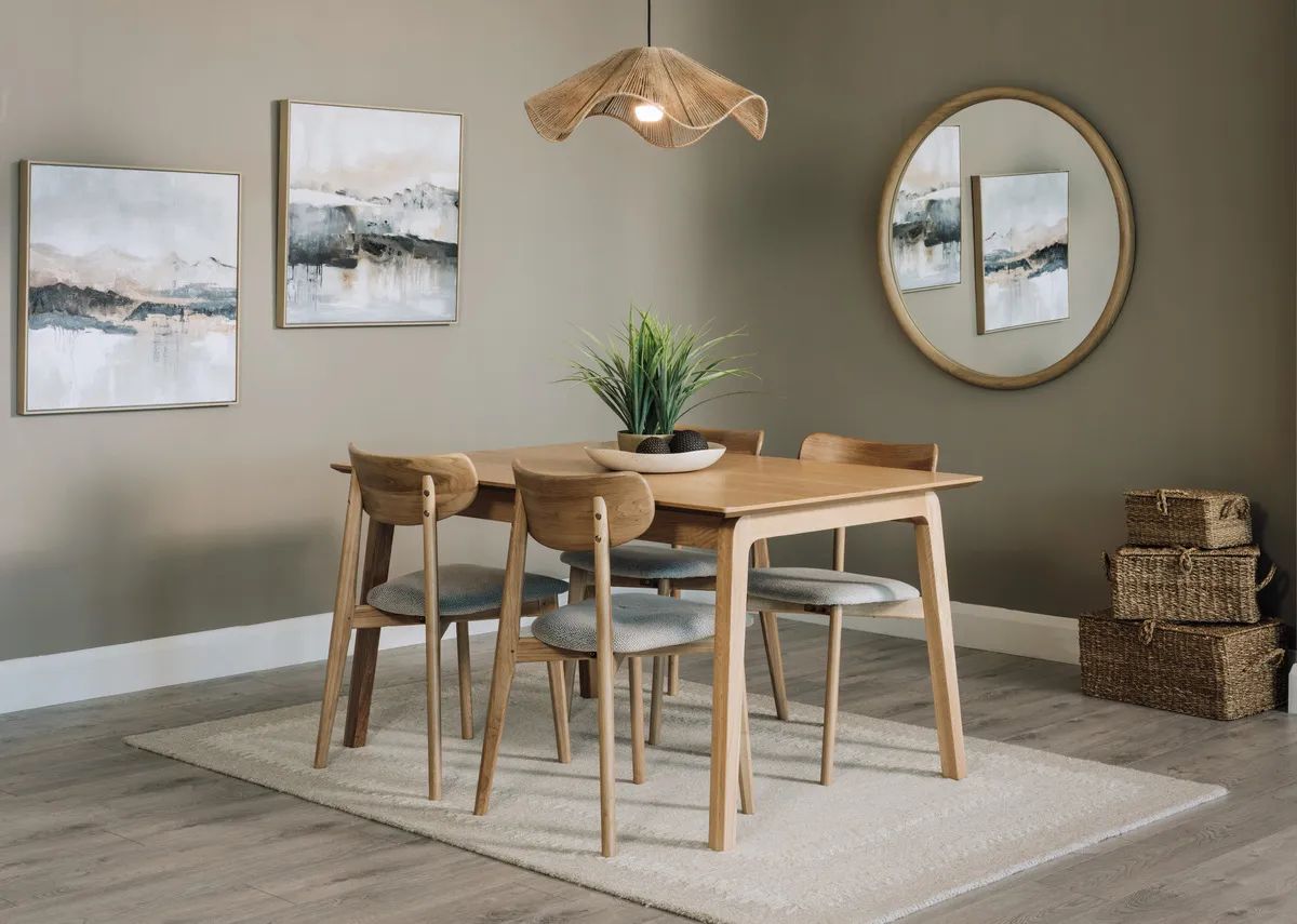 140cm - 200cm Natural Oak Extendable Dining Table - Bari