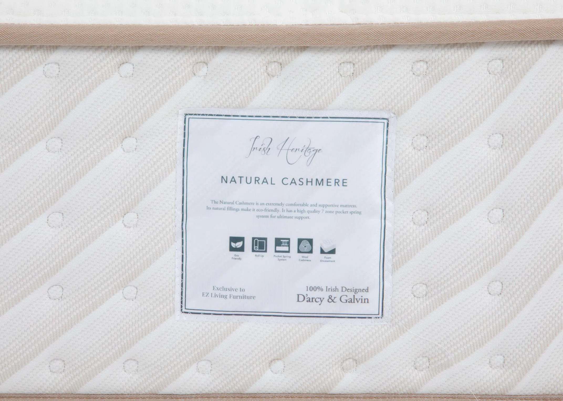 A dimension image of the Natural Cashmere Mattress with 28cm