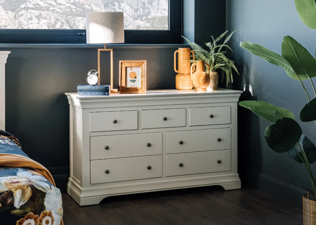 7 Drawer White Pine Dresser - Dove