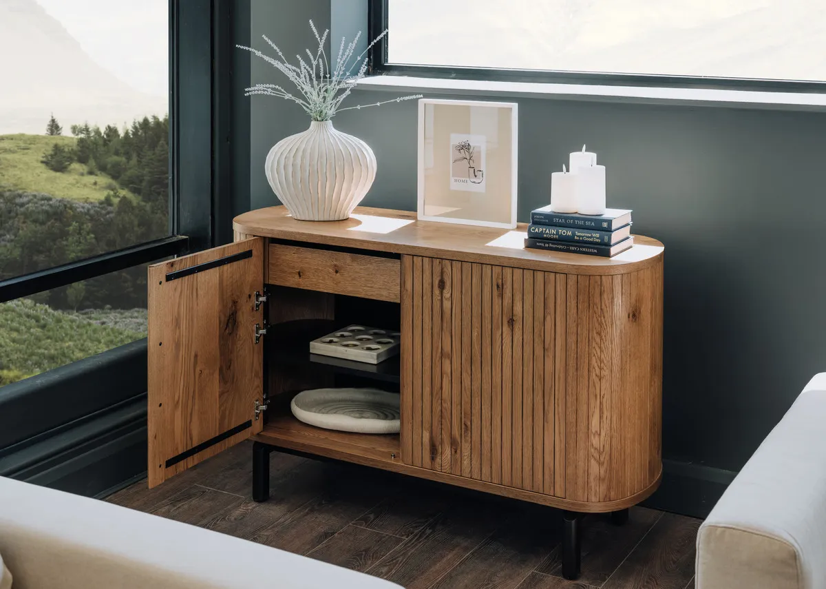 A rustic oak 2 door sideboard from EZ Livings Vega range. Closeup of wirebrushed finish