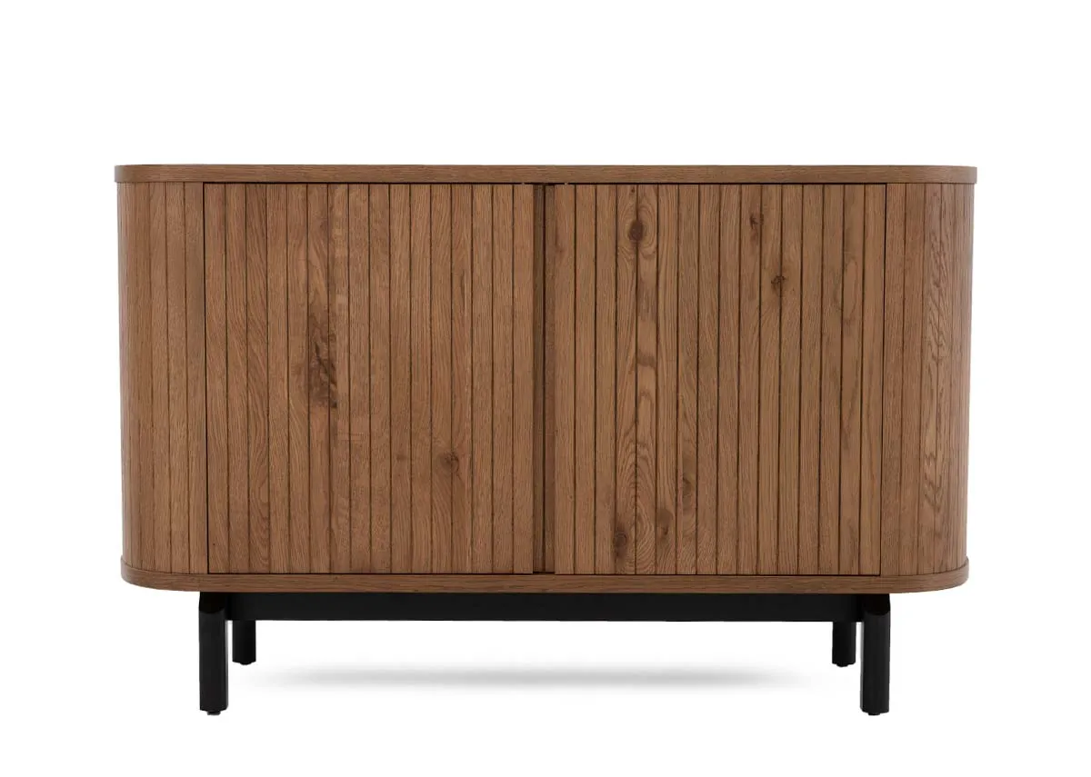 A dimension image of the Vega Rustic Oak Sideboard with 132.5cm x 46cm x 82cm