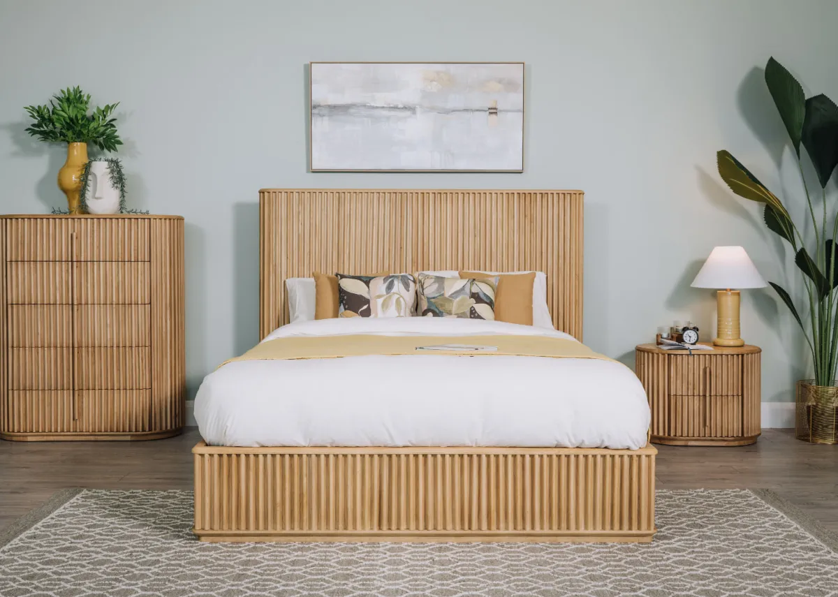 120cm x 60cm Framed Canvas - Lakeview 