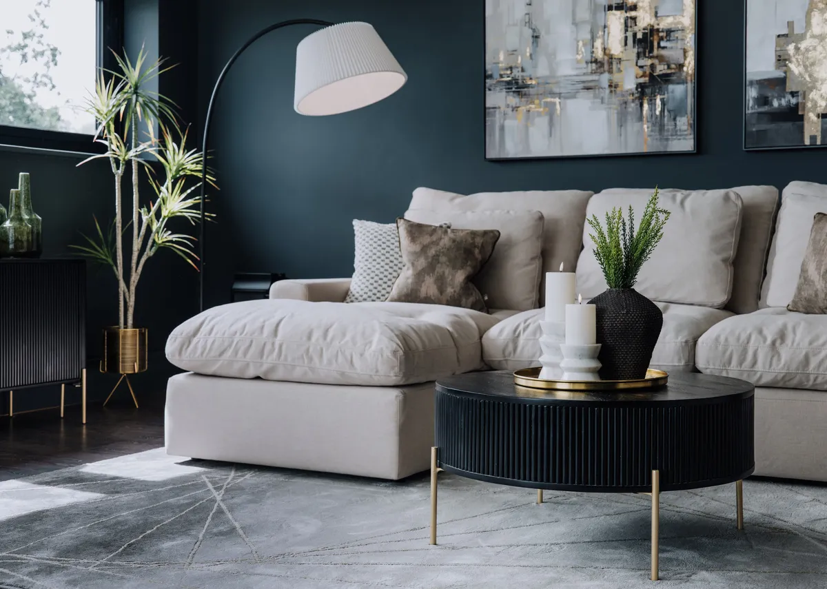 Round Black Mango Coffee Table - Rego