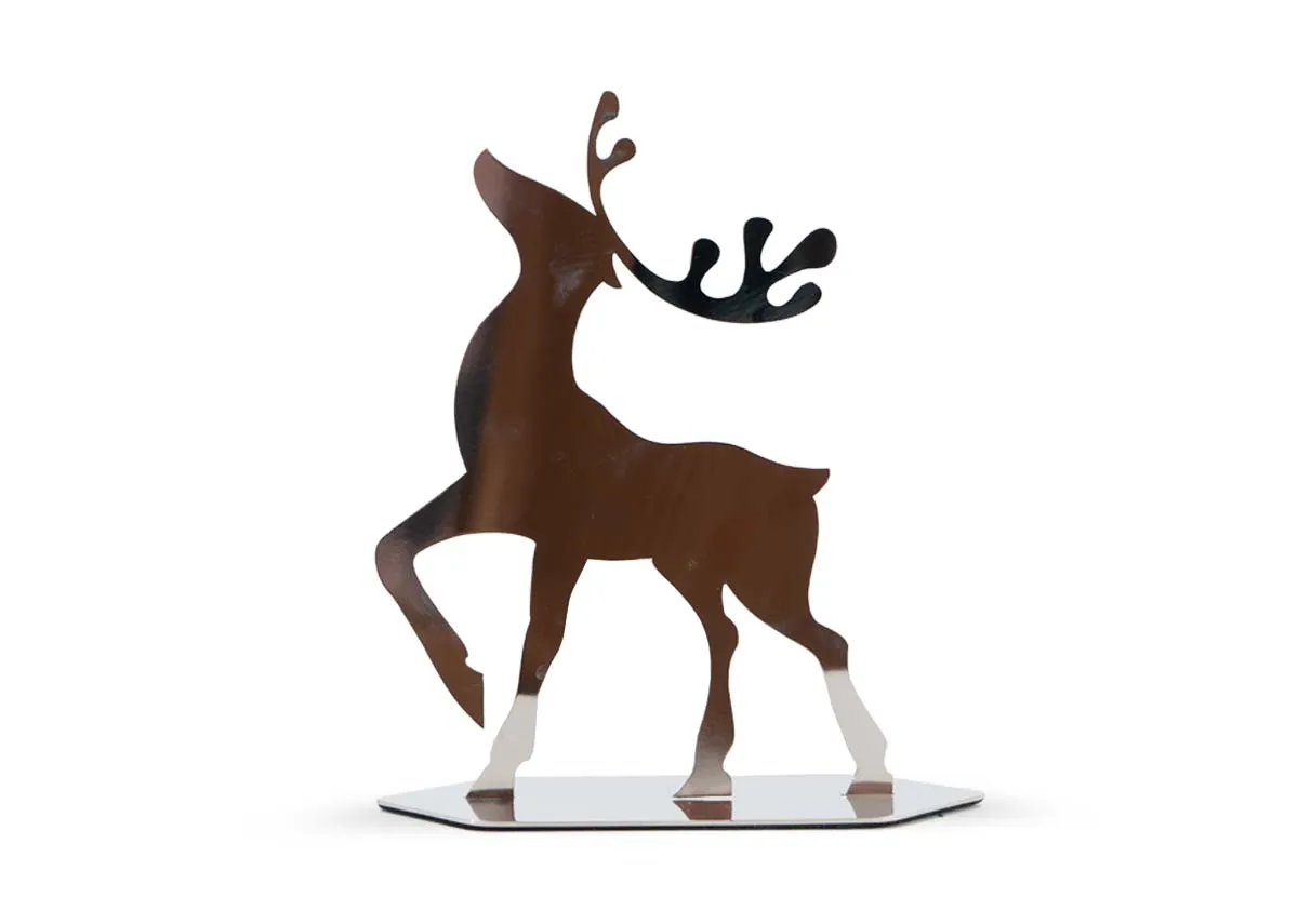 A dimension image of the Silver reindeer ornament with 16cm x 15cm