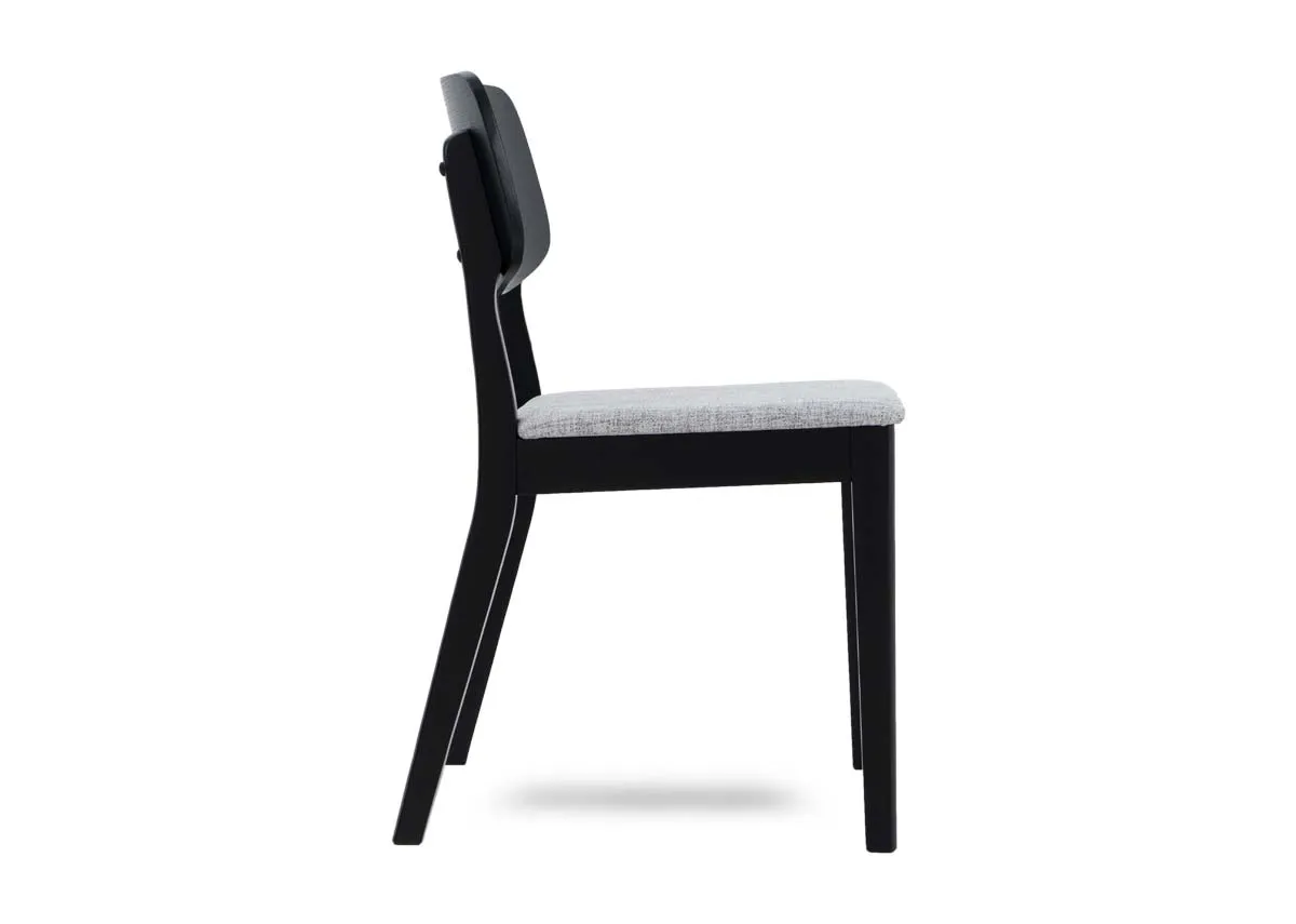 A dimension image of the Sonoma black dining chair with 43.5cm x 51.5cm x 77cm