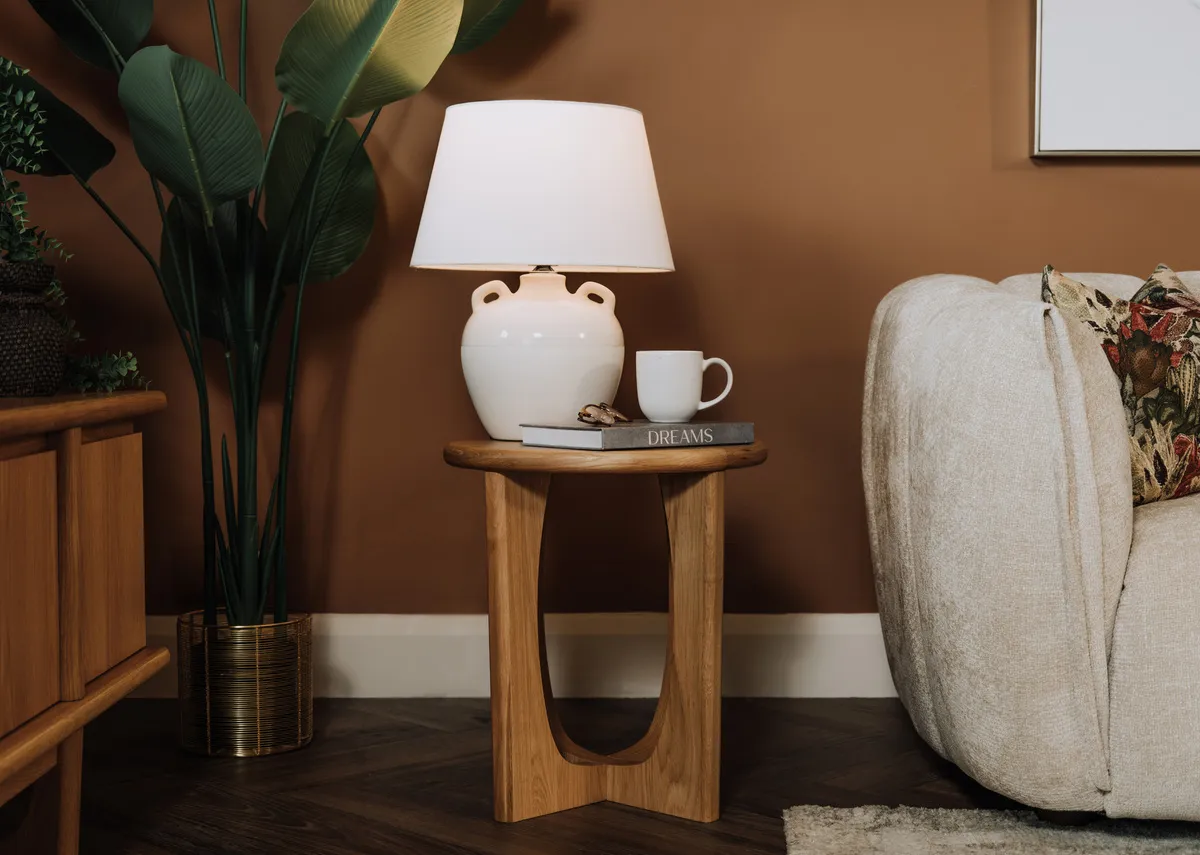 Natural Oak Round Lamp Table - Flow