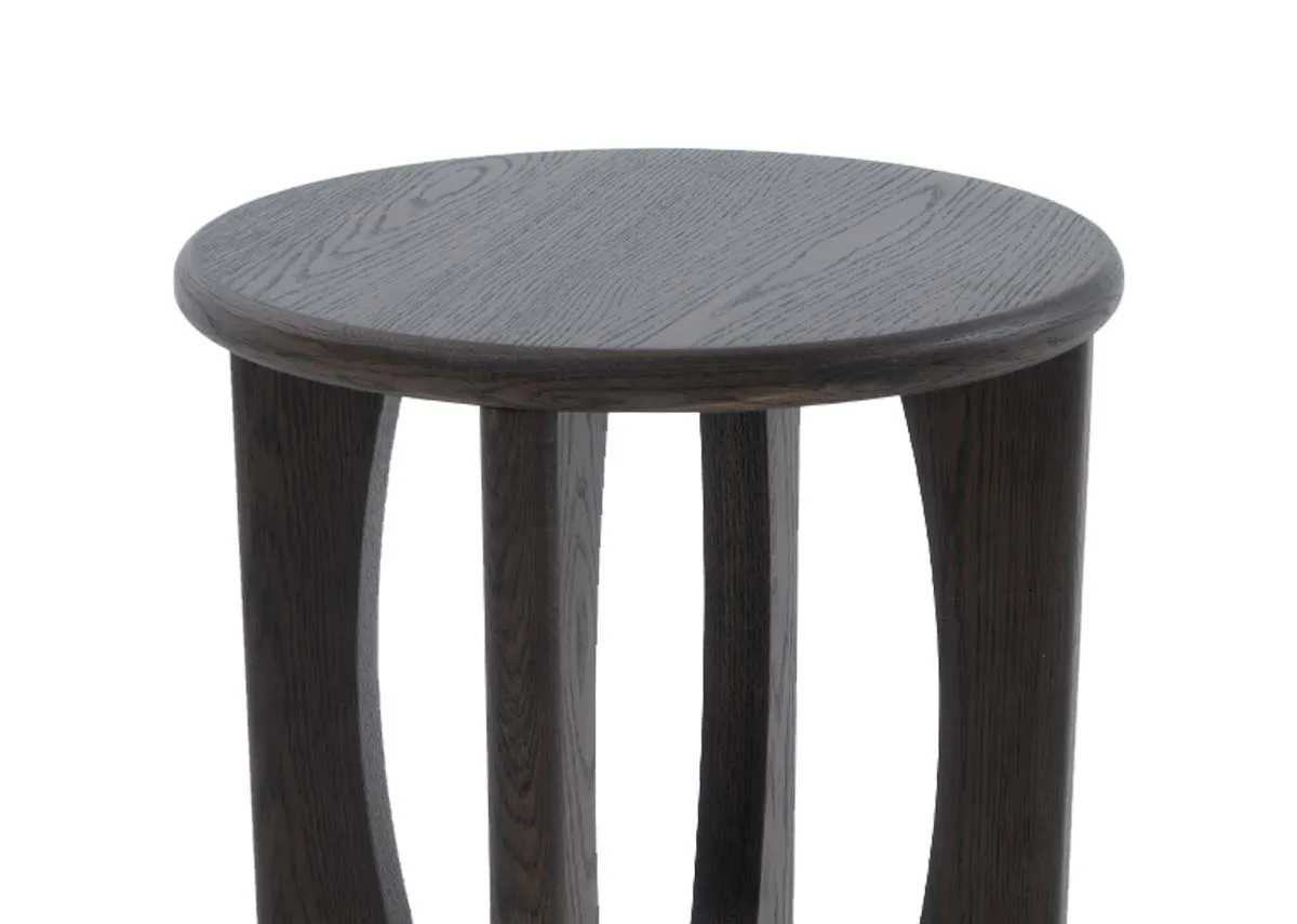 A dimension image of the Flow lamp table with 45cm x 50cm