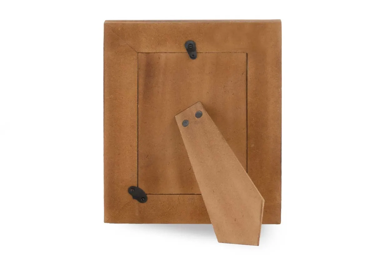 A dimension image of the Fawn Photo frame with 16cm x 21cm