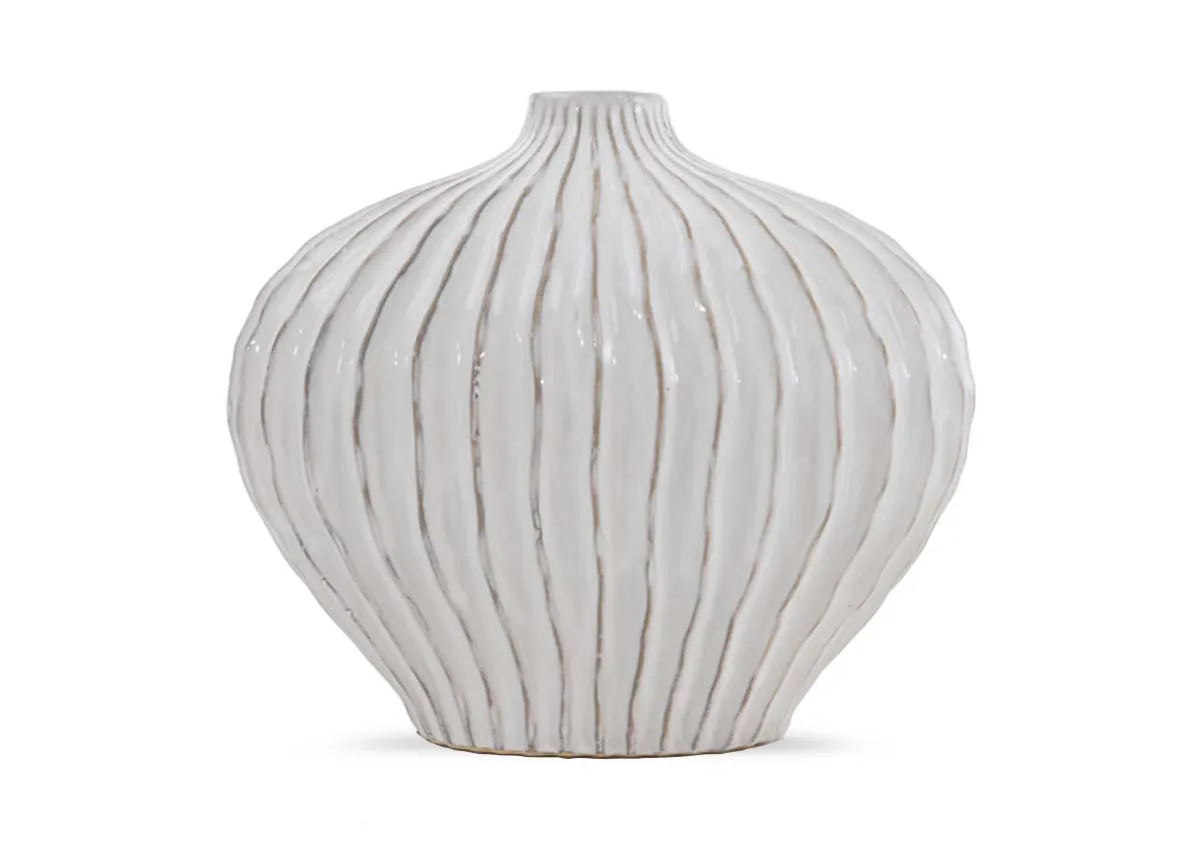 Medium Cream Vase - Lorito