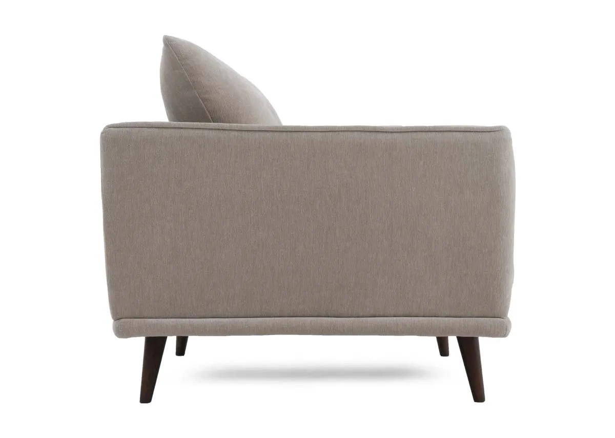 A dimension image of the Boutique Cuddler with 110cm x 103cm x 92cm