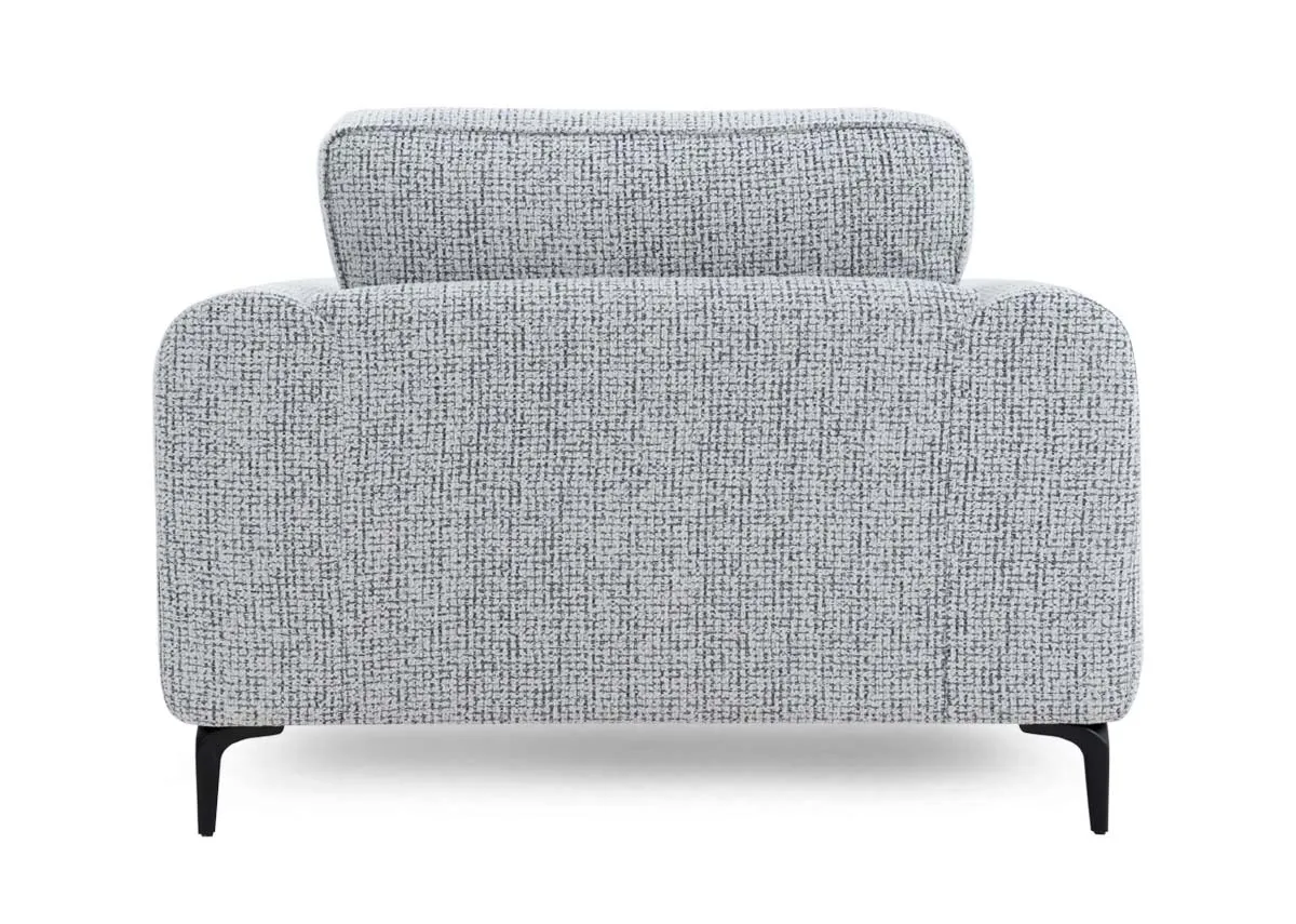 A dimension image of the Oyster Armchair with 122cm x 90cm x 93cm