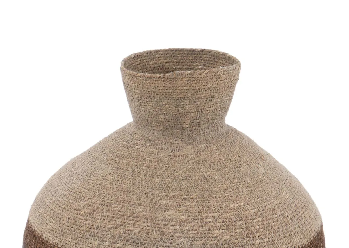 A dimension image of the Bisira vas with 32cm x 37.5cm