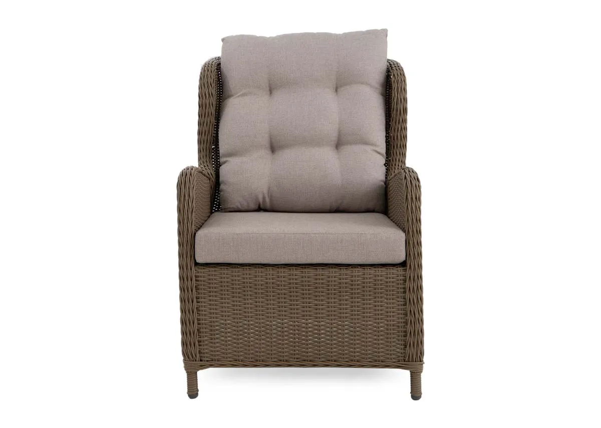 A wicker garden lounger from EZ Livings Laurel range.Front view