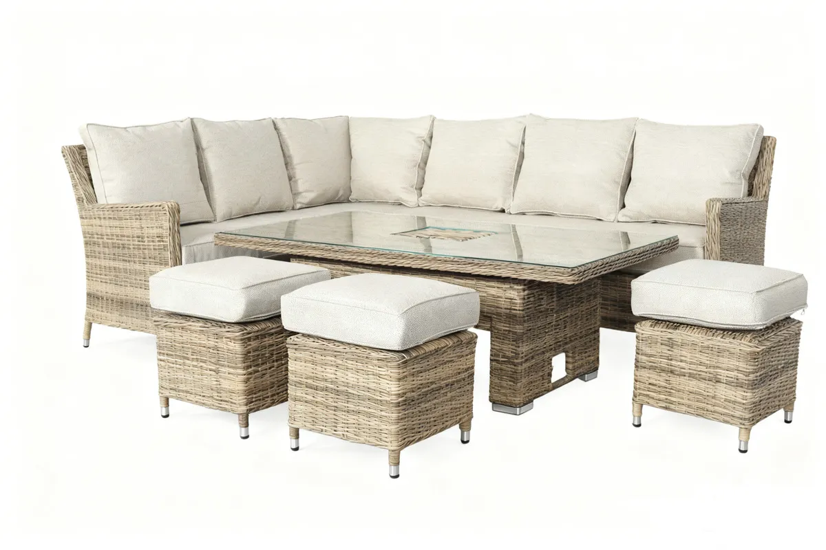 A dimension image of the Monterey Corner garden set with rising table with