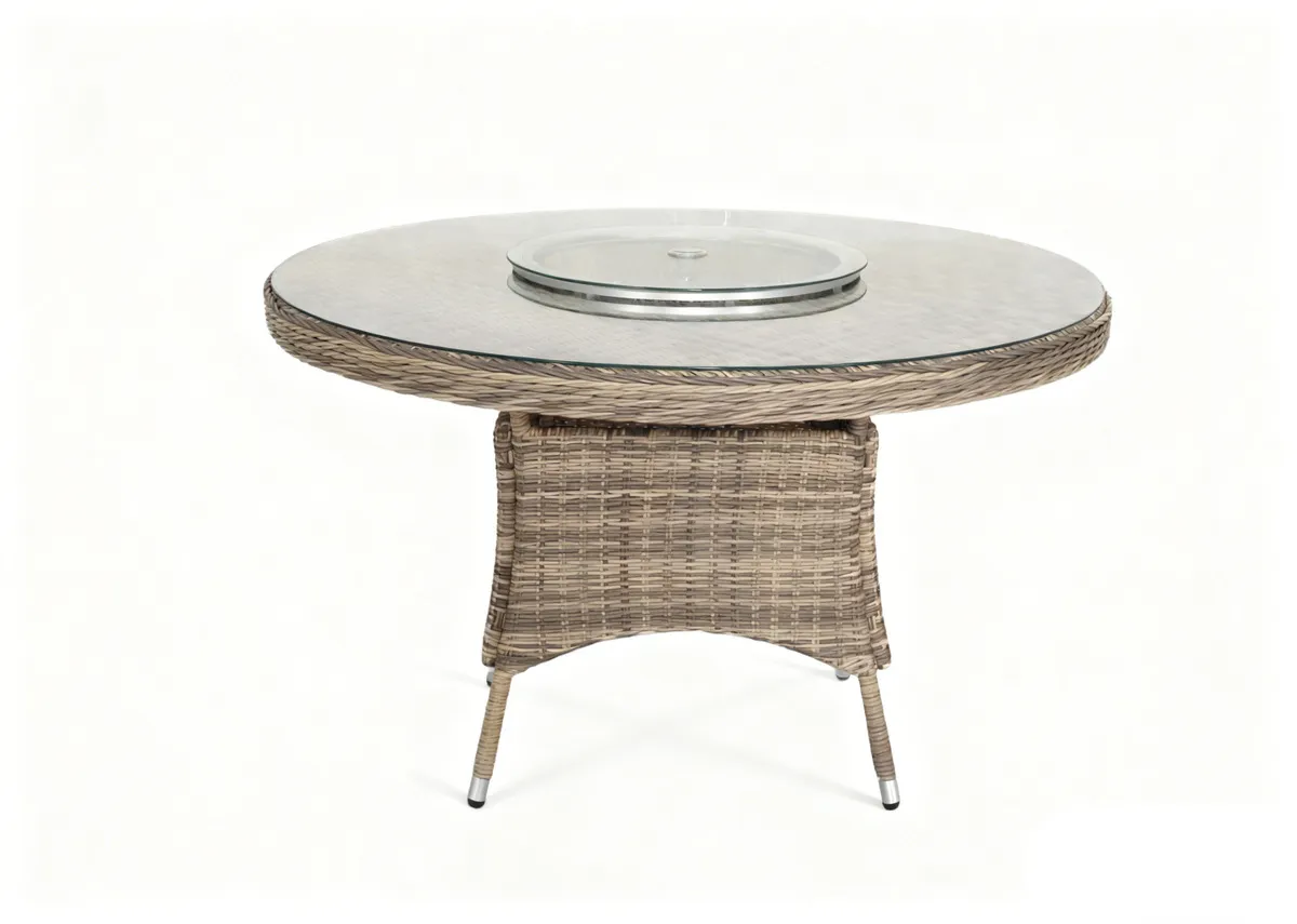 A dimension image of the Monterey Round table & chairs with