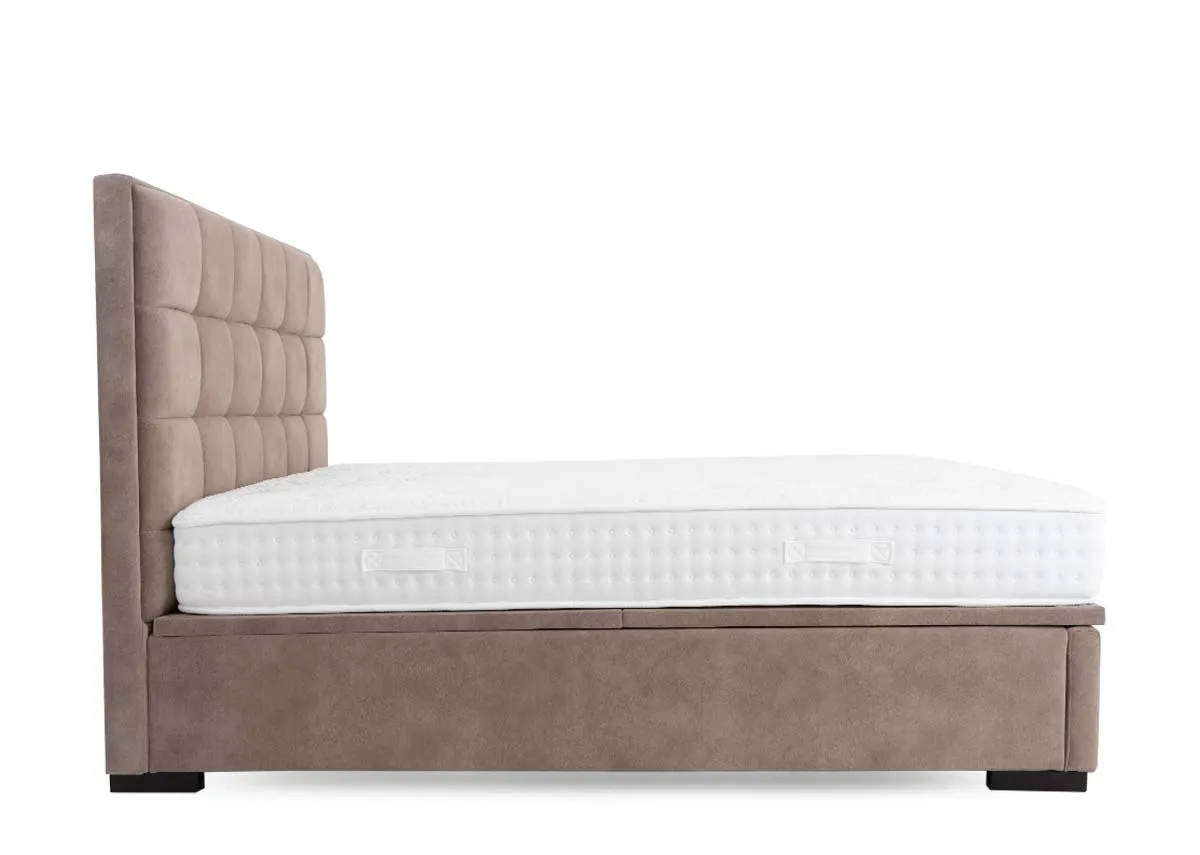 A dimension image of the Sadie Ottoman with 185cm x 215.5cm x 136cm