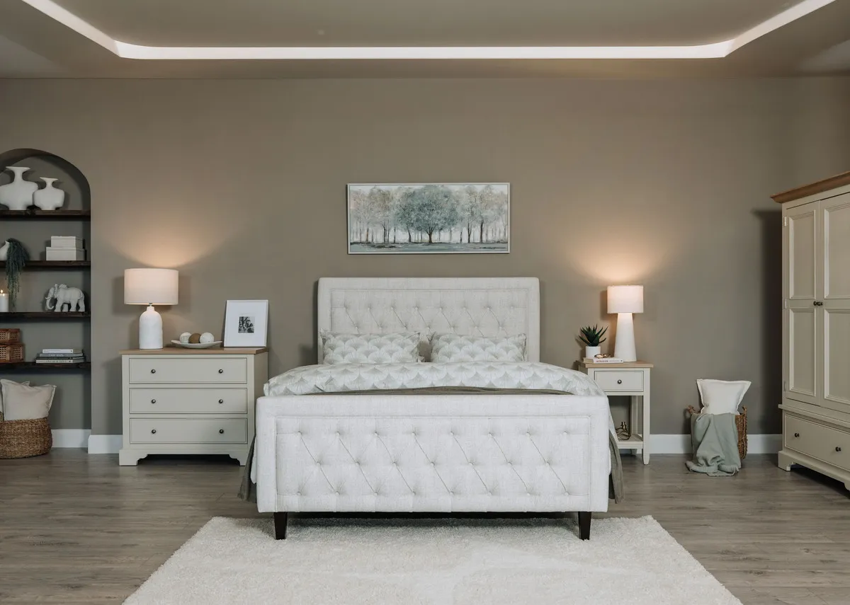 A dimension image of the Majestic 5ft Bedframe with 167cm x 135cm x 224cm