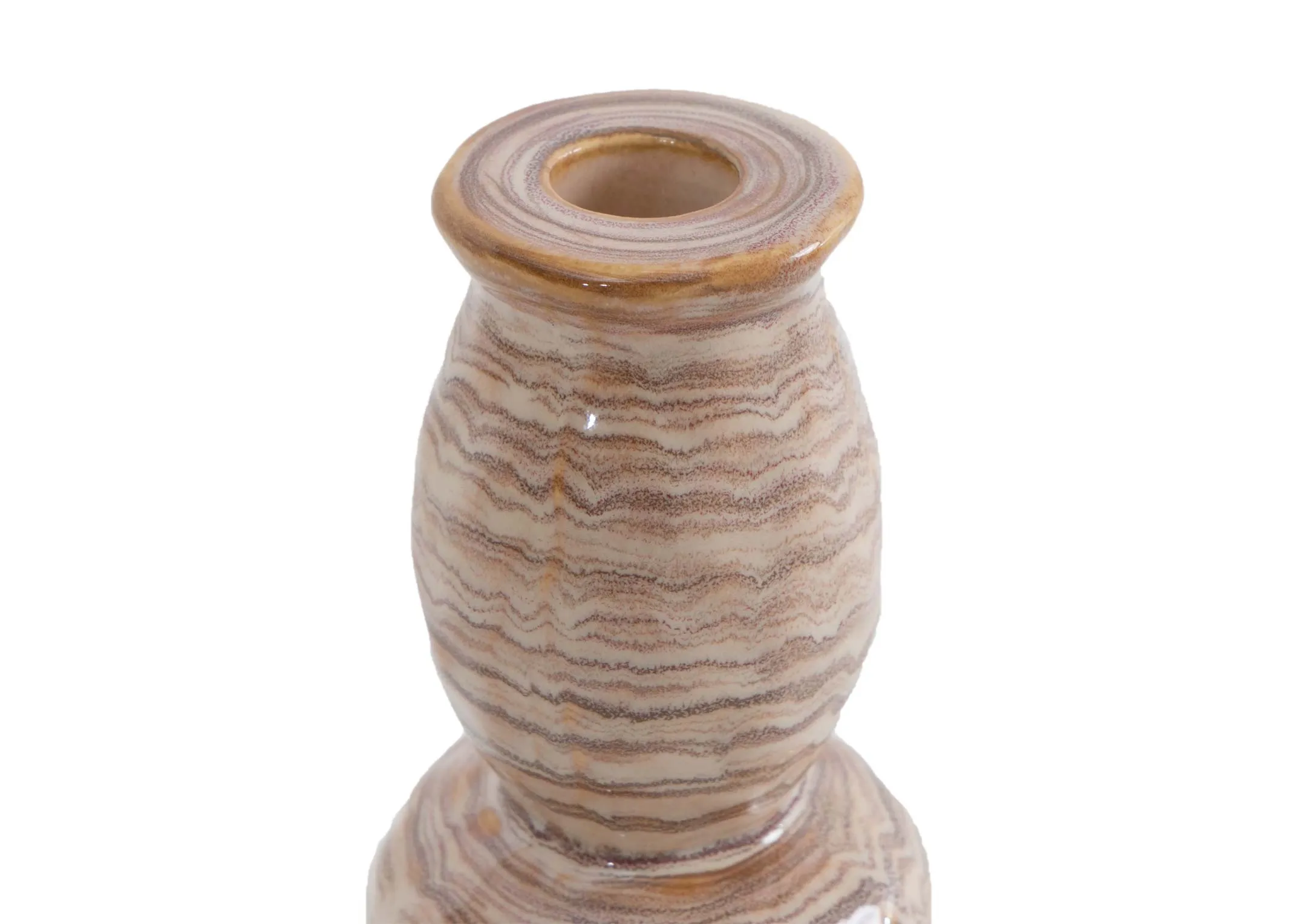 A dimension image of the Sand Candleholder with 11cm x 22cm
