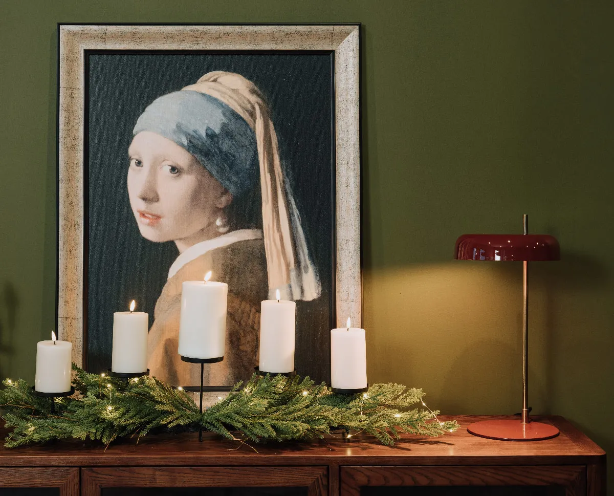 70cm X 90cm Framed Print - Girl With a Pearl Earring