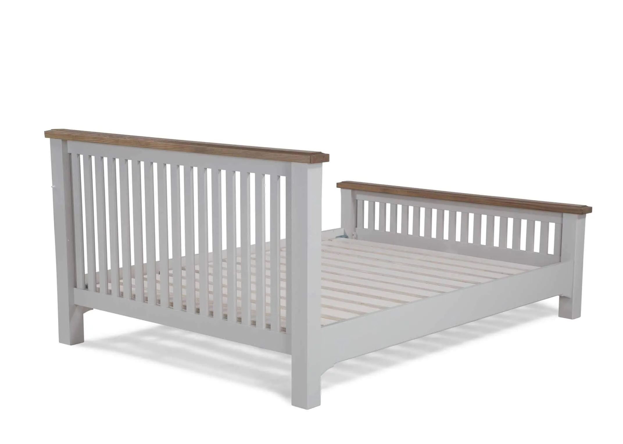 Detailed view of ending of slats of king-size 5 feet grey oak bed frame with light brown ending Georgia