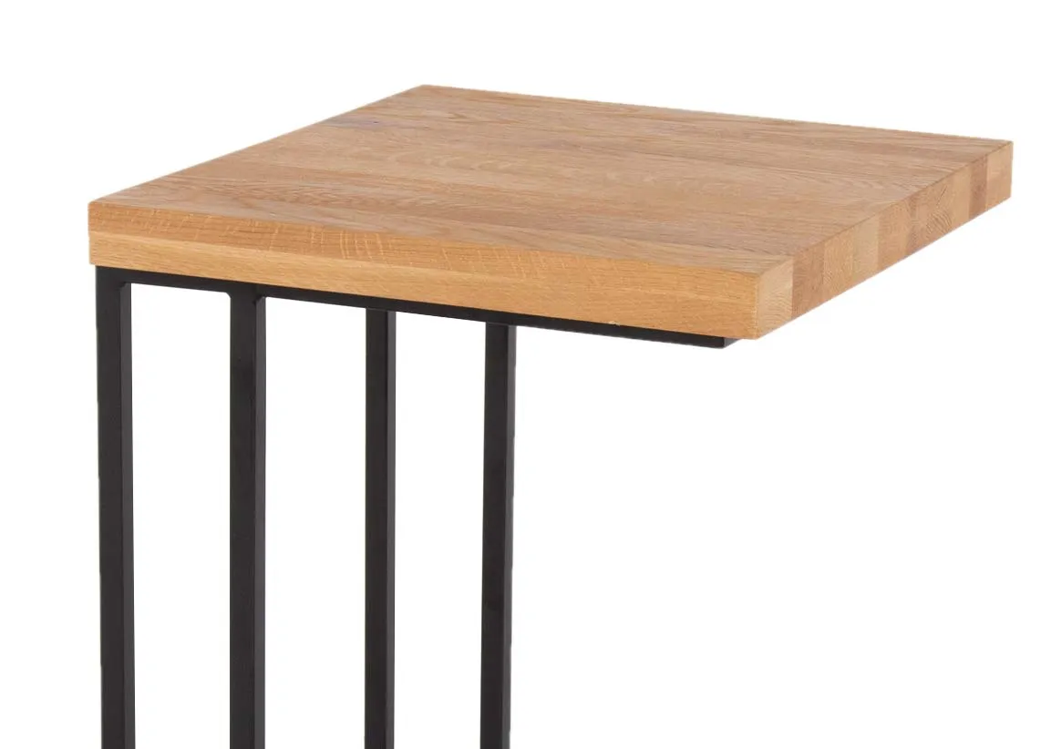 A wide oak top side table from EZ Livings Renvyle range. Closeup pf wood top