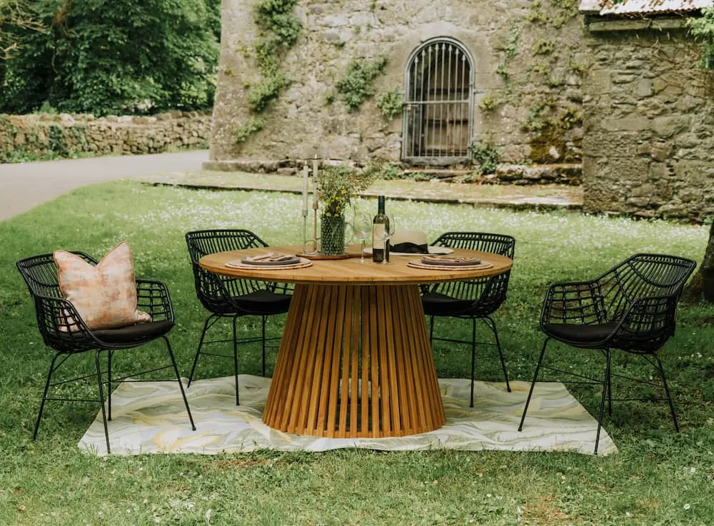 Buyer's Guide For Garden Furniture 2025