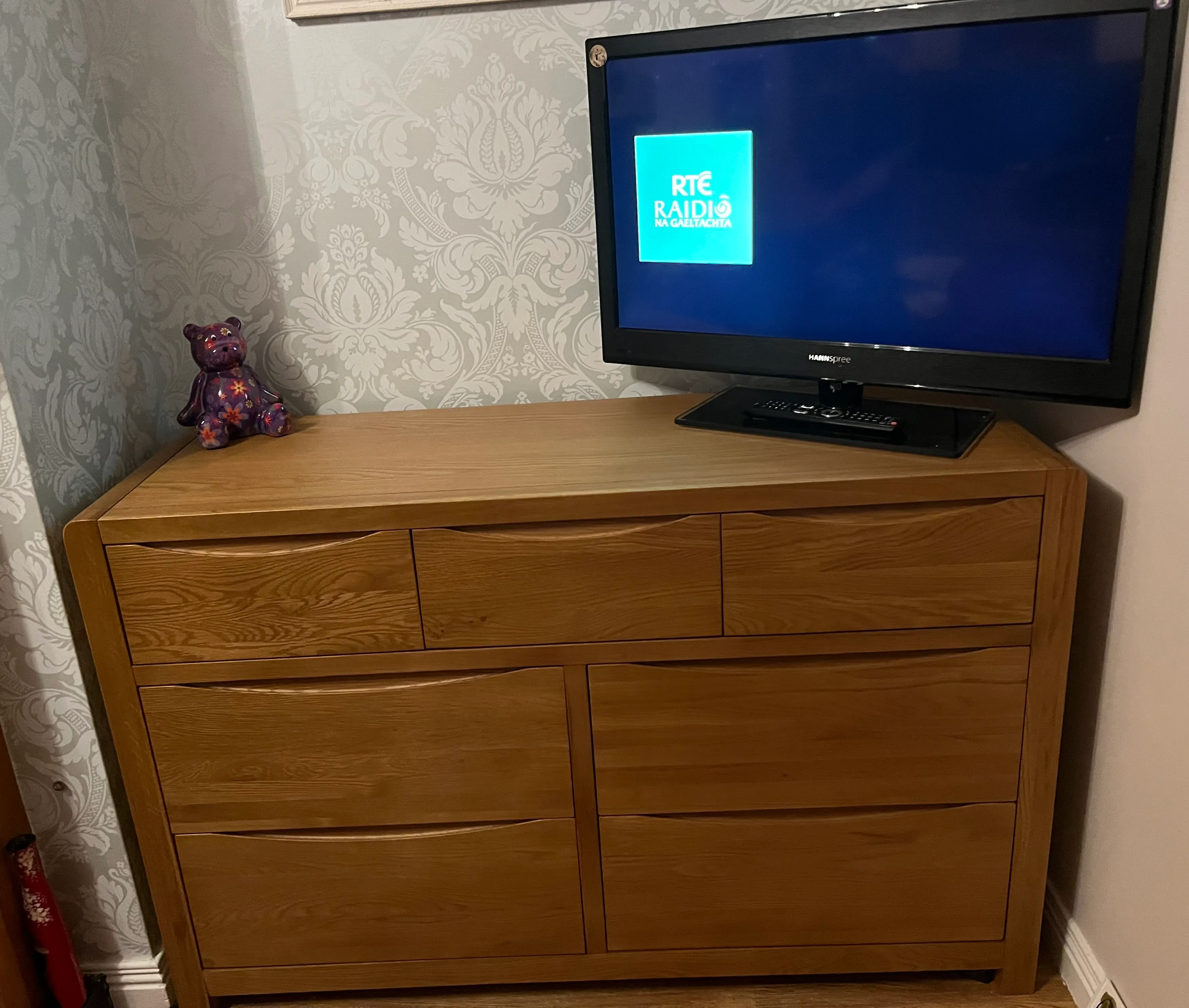 Chest of 7 Oak Drawers - Iris